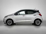 Foto 24 van Hyundai i10 1.0 T-GDI N Line 5-zits | Afneembare Trekhaak | All-Season banden | Origineel NL |
