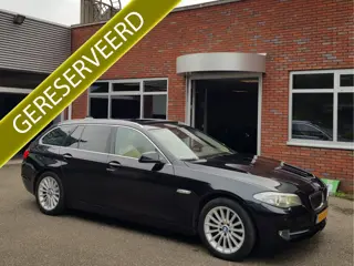 BMW 5 Serie Touring 523i Aut PanoDak Hud Leder Navi Ecc