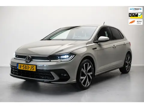 Volkswagen Polo 1.0 TSI R-LINE NL-auto [ IQ Light Stoelverwarming Virtual Cockpit Alcantara Adaptive