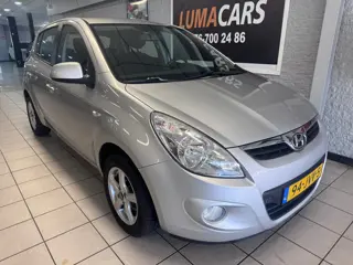 Hyundai I20 1.4i DynamicVersion | NW APK | Automaat |59K NAP