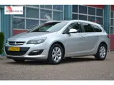 Foto 21 van Opel Astra Sports Tourer 1.4 Turbo Edition (bj 2015)