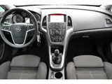 Foto 28 van Opel Astra Sports Tourer 1.4 Turbo Edition (bj 2015)