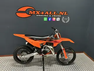 KTM 85 SX 2027 3 uur Nieuwstaat ! Kl. / Gr. wielen !