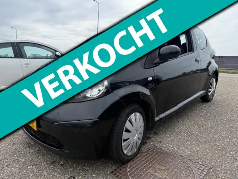 Toyota Aygo 1.0-12V Access VERKOCHT