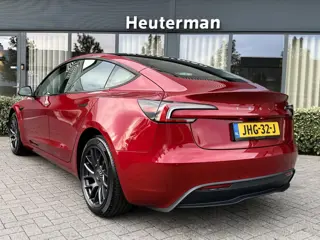 Foto 13 van Tesla Model 3 RWD Highland Premium/Panodak/Stoelventilatie