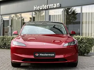 Foto 16 van Tesla Model 3 RWD Highland Premium/Panodak/Stoelventilatie