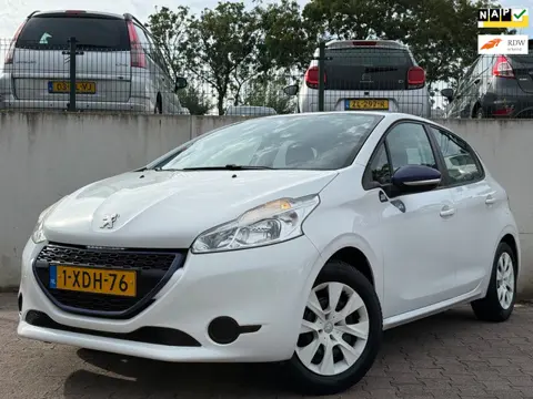 Peugeot 208 1.0 VTi LIKE/AIRCO/APK 09-2027/INRUIL KOOPJE/139726 KM NAP/