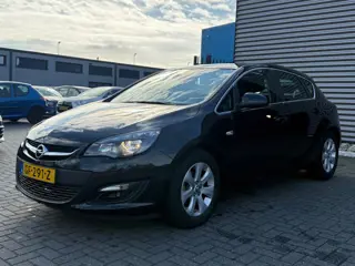 Foto 18 van Opel Astra 1.4 Turbo Blitz