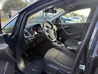 Foto 13 van Opel Astra 1.4 Turbo Blitz