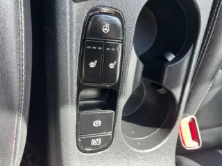 Foto 11 van Kia Niro 1.6 GDi Hybrid DynamicPlusLine - Facelift - Netjes