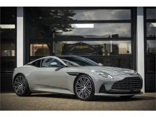 Aston Martin DB12 4.0 V8 (bj 2024, automaat)