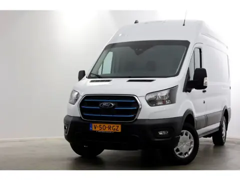 Ford E-Transit 350 L2H3 68 kWh Trend 100% Elektrisch Snellader/Airco/Navi SOH 99% 12-2024