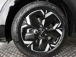 Foto 16 van Kia Niro EV DynamicPlusLine 64.8 kWh (Demo! / Camera / Stoel- Stuurverw. / Elek. stoel + achterklep)