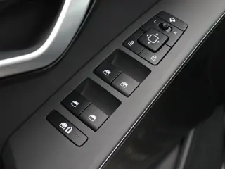 Foto 18 van Kia Niro EV DynamicPlusLine 64.8 kWh (Demo! / Camera / Stoel- Stuurverw. / Elek. stoel + achterklep)
