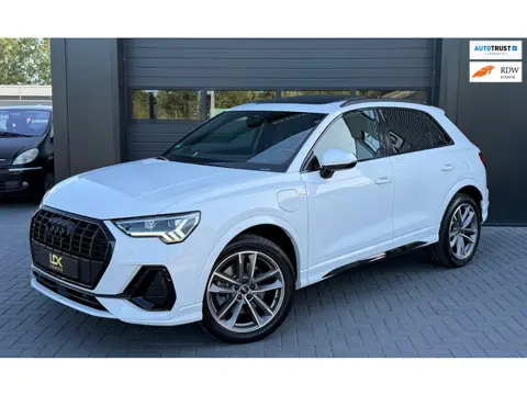 Audi Q3 45 TFSI e S edition S-Line|Pano|Matrix|Keyless|Acc