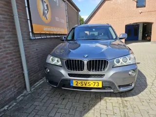 Foto 13 van BMW X3 xDrive20i Chrome Line Edition (bj 2013, automaat)