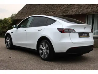 Foto 14 van Tesla Model Y Long Range AWD 75 kWh SOh 90.6% LEER NAVI PANO 124000KM!!!