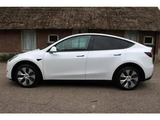 Foto 15 van Tesla Model Y Long Range AWD 75 kWh SOh 90.6% LEER NAVI PANO 124000KM!!!