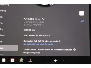 Foto 17 van Tesla Model Y Long Range AWD 75 kWh SOh 90.6% LEER NAVI PANO 124000KM!!!