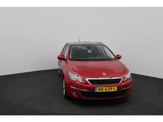 Foto 18 van Peugeot 308 SW 1.2 PureTech Style/ D-Riem verv: 128.000 KM!/ DEALER ONDERHOUDEN!/ Trekhaak/ Panorama