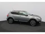 Foto 21 van Nissan QASHQAI 1.6 Connect Edition/ Trekhaak/ Panorama-Dak/ Camera/ 18'' LMV/ Extra getint glas/ Blu