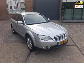 Subaru Outback 2.5i Comfort ((AUTOMAAT)))