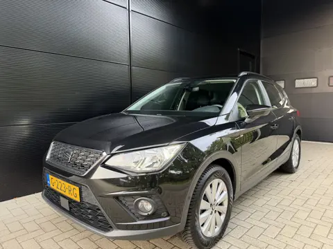 SEAT Arona 1.0 TSI Style Business Intense 1 jaar Bovag garantie, camera, PDC, Carplay 4 seizoen band