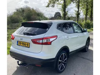 Foto 13 van Nissan QASHQAI 1.2 Connect Edition (bj 2015, automaat)