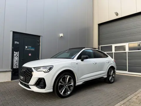 Audi Q3 Sportback 45 TFSI e 3x S-Line Pano | 360 | Keyless | Matrix | Dodehoek | ACC |  BTW Auto