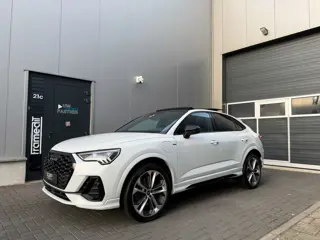 Foto 12 van Audi Q3 Sportback 45 TFSI e 3x S-Line Pano | 360 | Keyless | Matrix | Dodehoek | ACC |  BTW Auto