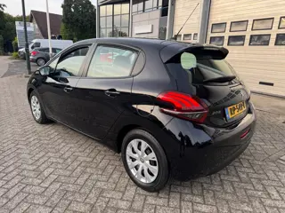 Foto 13 van Peugeot 208 1.2 PureTech Blue Lion Airco,Pdc ,Navigatie