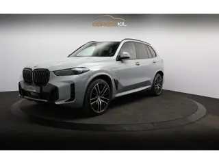 BMW X5 xDrive50e Launch Edition Dealeronderh. / Panoramadak / M-Sport kuipstoelen / Stoelventilatie 