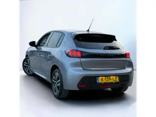 Foto 13 van Peugeot 208 1.2 PureTech Blue Lease Allure CAM