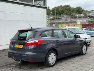 Foto 19 van Ford Focus Wagon 1.6 TDCI ECOnetic Titanium|ROETFILTER VERSTOPT!