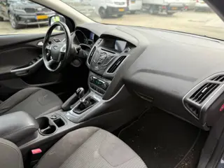 Foto 14 van Ford Focus Wagon 1.6 TDCI ECOnetic Titanium|ROETFILTER VERSTOPT!