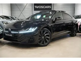 Volkswagen Arteon 2.0 TSI R-Line * Pano - Kuipstoelen - Trekhaak - 360° Cam - Harman Kardon - IQ Lig