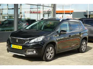 Foto 11 van Peugeot 2008 1.2 PureTech Allure