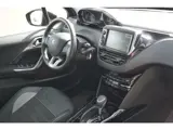 Foto 29 van Peugeot 2008 1.2 PureTech Allure