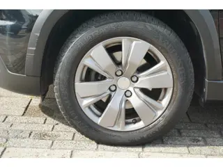 Foto 13 van Peugeot 2008 1.2 PureTech Allure