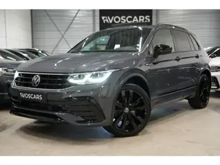 Volkswagen Tiguan 1.5 TSI R-Line * Pano - Trekhaak - Camera - Black Style - ACC - Blind Spot - 20" -