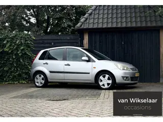 Ford Fiesta 1.6-16V Futura AUTOMAAT 2006 AIRCO/5-DEURS