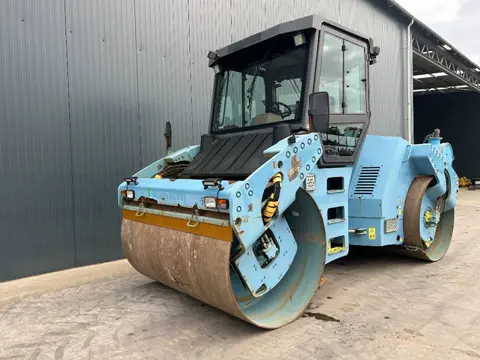 Ammann AV130X (bj 2011)