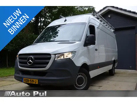Mercedes-Benz Sprinter 317 CDI L3H2 Airco/Navi/Camera/Trekhaak/Imperiaal/2-Zitsbank/Cr-Controle
