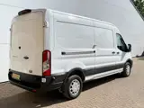 Foto 26 van Ford E-Transit 68kWh 184PK L3H2 317km WLTP 94% (SOH) BEV Snelladen Carplay Climate control Camera Pa