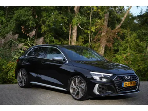 Audi S3 Sportback 2.0 TFSI quattro, S-Tronic, Matrix, 2023