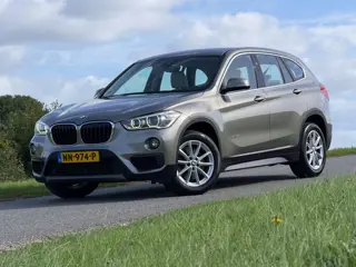 BMW X1 sDrive20i High Executive |Head-up |Keyless |Leder |Stoelverwarming |Climate control |Cruise c