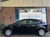Foto 27 van Ford Focus 1.6 Titanium|Clima|Cruise|Lmv|