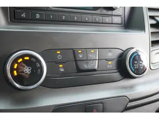 Foto 11 van Ford Transit Custom 2.0 TDCI EURO 6 - Airco - Cruise - PDC - €13.950,- Excl.
