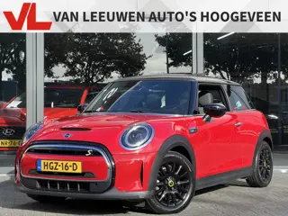MINI Electric MINI Yours 33 kWh | 98% SOH | Panoramadak | RIJKLAAR