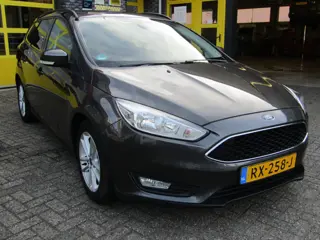 Foto 20 van Ford Focus Wagon 1.0 Lease Edition